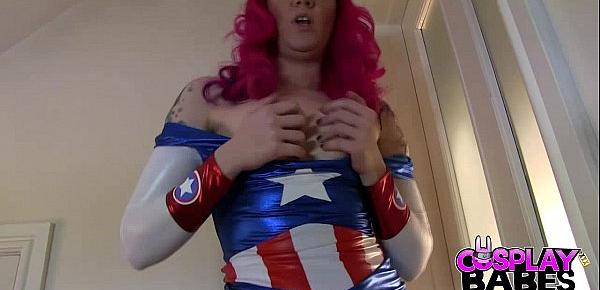  COSPLAY BABES Miss America masturbating